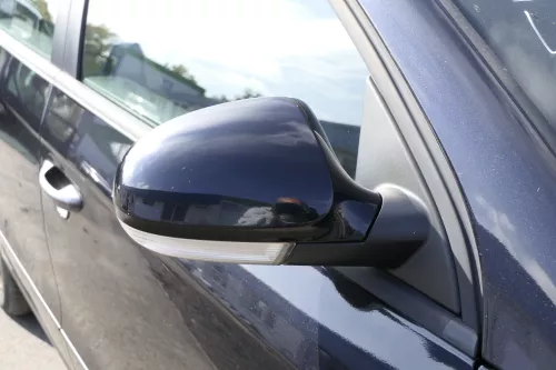 VW Passat 3C elektrischer Spiegel Außenspiegel rechts Glas Blinke schwarz LC9X (150600)