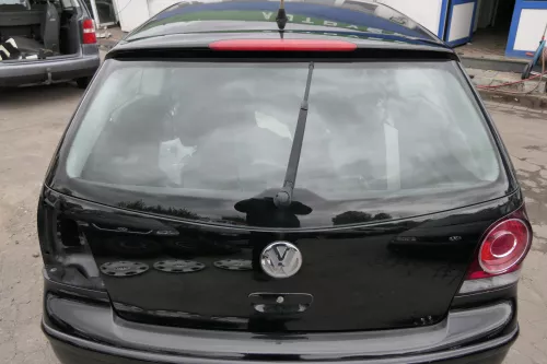 VW Polo 9N3 9N Heckklappe Kofferraumklappe Klappe schwarz L041 uni Lack black (150923)