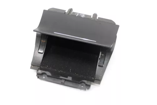 Skoda Octavia 1Z Fach Ablagefach anstatt Aschenbecher vorne 1Z1857962B (151073)