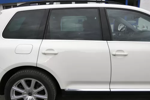 VW Touareg 7L Tür hinten rechts weiß LR9A (151302)
