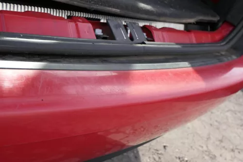 Audi A4 B5 Kombi Variant Stoßstange hinten Heckstoßstange rot LY3H Facelift (151363)