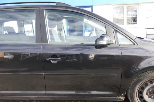 VW Touran 1T 1T3 Tür vorne rechts Beifahrertür schwarz LC9Z bl - ohne Anbauteile (151471)