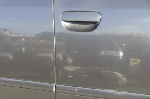 Audi A6 4B C5 Tür Türblatt vorne rechts Beifahrertür grau LZ4V (151658)