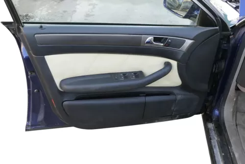 Audi A6 4B Türverkleidung Verkleidung Tür vorne hinten Leder besch melange beige