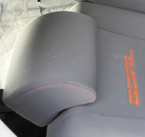 VW Golf 5M Plus Kopfstützen Kopfstütze hinten rechts links GOAL orang Nähte (151941)