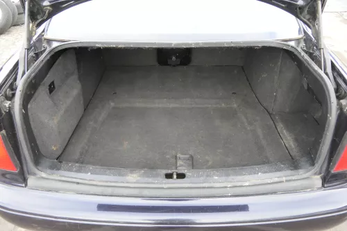 Audi A8 4D Verkleidung Teppich Kofferraum Kofferraumteppich Ladeboden (152167)