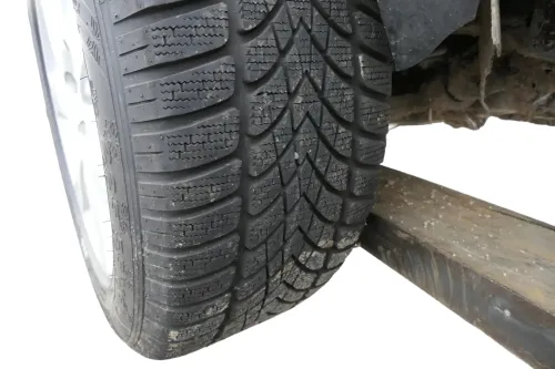 Audi A4 8E A6 4B Alufelgen 225/55 R16 99H Winterreifen Reifen Felgen 4-7mm Autec (152174)