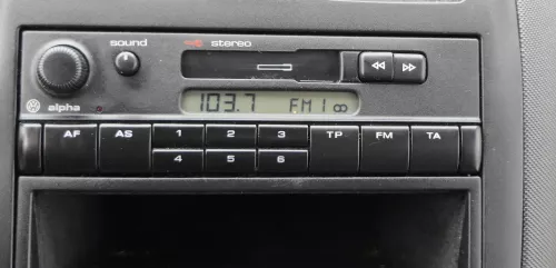 VW Golf 4 Bora Polo Radio Alpha 6X0035153 original mit Code (152222)