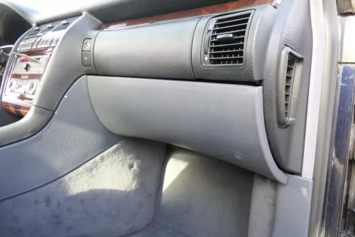 Audi A8 4D Handschuhfach 4D1857095H H99 aquablau  (152316)