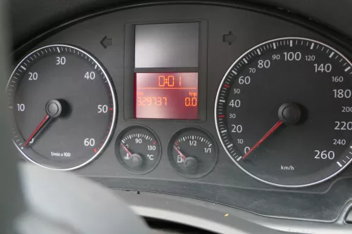 VW Golf 5 1K 5M Plus Tacho Kombiinstrument 1K0920850F /L 1.9 TDI 329.000 km (152370)