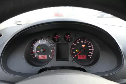 Seat Ibiza 6L Tacho Tachometer Kombiinstrument 303.000km 6L0920801 1,2 47kw 1,4 (152475)