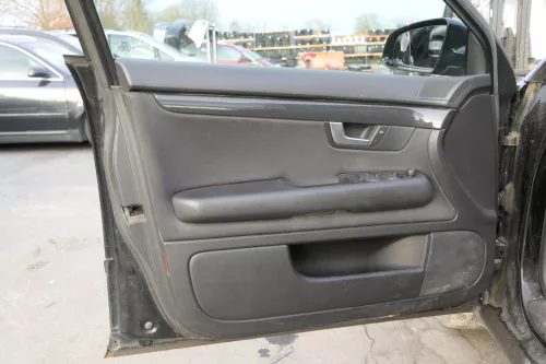 4x Audi A4 8E B6 Türverkleidung Verkleidung Tür vorne + hinten schwarz soul (152726)