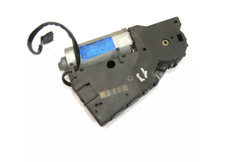 VW Golf 4 Bora Schiebedachmotor Motor Schiebedach 1J6959591 Antrieb Bosch