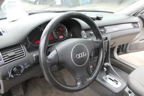 Audi A3 8L A6 4B A4 Lenkrad Lederlenkrad Leder 3 Speichen S-line 8Z0419091D