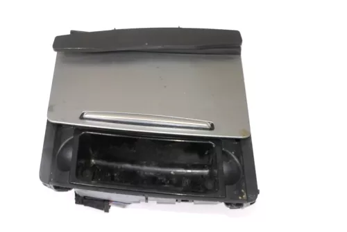 Audi A6 4F Aschenbecher vorne  Mitteltunnel  (154356)