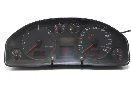 Audi A6 4B Tacho Tachometer Kombiinstrument 365.000km 4B0920900J 2,5 TDI Quattro (154560)