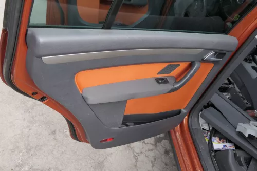 VW Touran 4x Türverkleidung Verkleidung Tür vorne +hinten links orange Cross (155388)