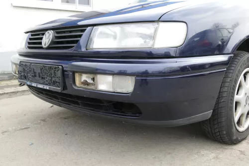 VW Passat 3A 35i Stoßstange vorne Frontstoßstange mit Pralldämpfe vorn blau LN5Y (155408)