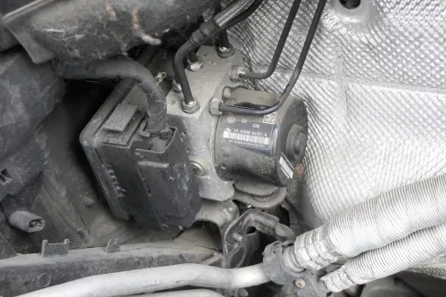 VW Eos A3 Golf 5 1K ABS Steuergerät Pumpe 1K0614517J (155510)