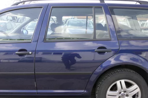 VW Golf 4 Bora Tür hinten links nur Kombi / Variant blau LB5N indigoblau blue (155527)