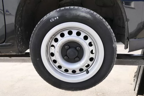 VW Golf 3 Felgen Reifen 185/60 R14 82T Winterreifen 6jx14H2 ET43 ca. 5-8mm M&S (155762)