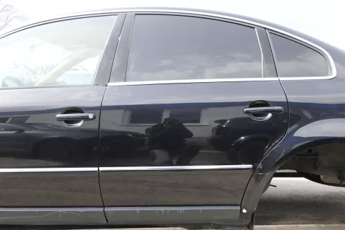 VW Passat 3B 3BG Limousine Tür hinten links mit Scheibe schwarz LC9Z blackmagic (155869)