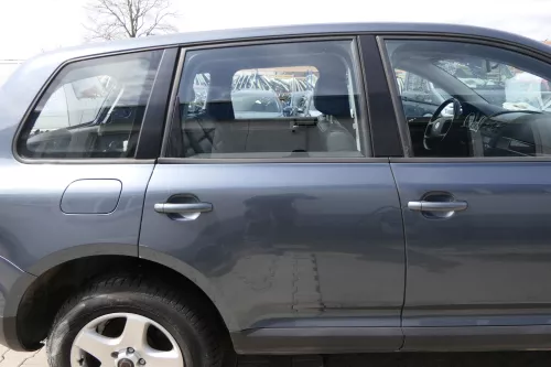 VW Touareg 7L Tür hinten rechts grau LD7U - ohne Anbauteile (156014)