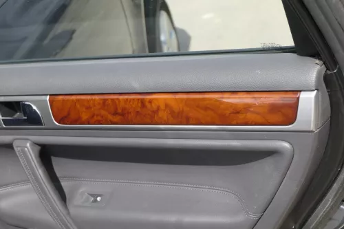 VW Touareg 7L Türverkleidung Verkleidung Tür Leder hinten rechts anthrazit NUQ (156028)