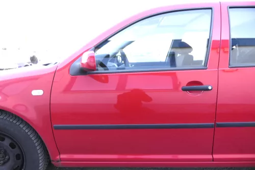 VW Golf 4 Bora Tür vorne links Fahrertür 4/5-Türer+ Kombi Avant rot LP3G (156320)