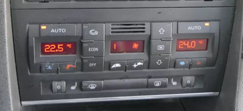 Audi A4 8E Steuergerät Klimaanlage Klimabedienteil 8E0820043AB /J Sitzheizung 