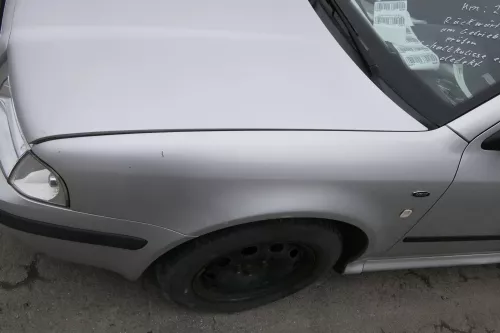 Skoda Octavia 1U Kotflügel vorne links silber 9102 LF7T auch Combi (156581)