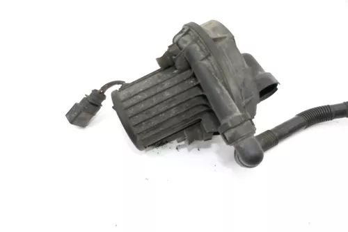 VW Golf 4 Audi A3 Sekundärluftpumpe Sekundärpumpe 06A959253E (156660)