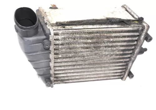 VW Passat 3A 35i Ladeluftkühler Ladeluft Kühler 3A0145805A AFN 1Z (156984)
