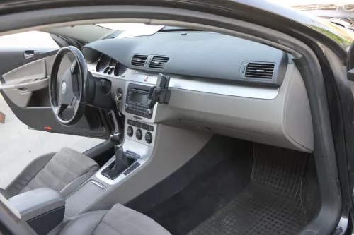 VW Passat 3C B7 Armaturenbrett braun latte macchiato OHNE Anbauteile (157090)