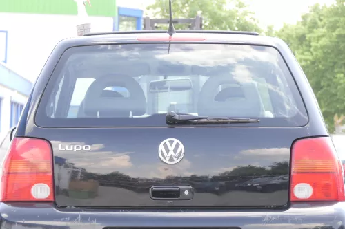 VW Lupo 6X Heckklappe Klappe Kofferraumklappe Scheibe schwarz L041 uni (157427)