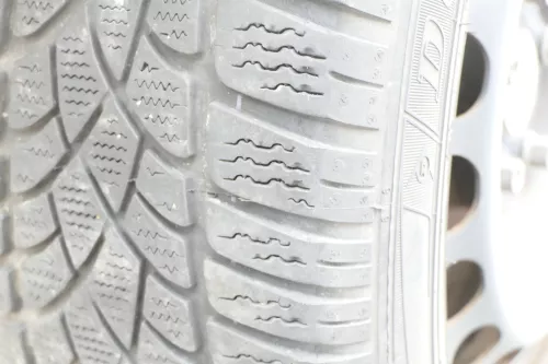 VW Passat 3C Golf Reifen Winterrreifen M&S 205/55 R16 94H Felgen 5-7mm (157450)