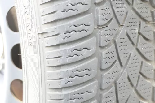 VW Passat 3C Golf Reifen Winterrreifen M&S 205/55 R16 94H Felgen 5-7mm (157450)