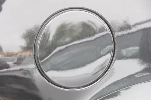 VW Golf 4 Limousine Tankdeckel Deckel Tank Tankverschluß schwarz LC9Z blackmagic (157710)