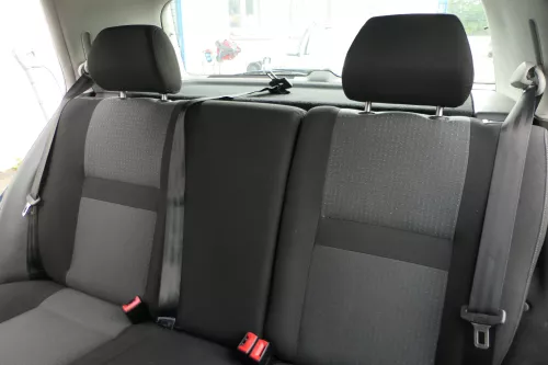 Golf 4 Limousine Sitz Rückbank Rücksitzbank Sitzfläche Sitze Kopfstützen schwarz (157744)