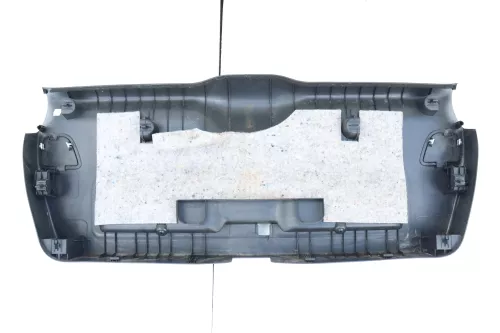 A3 8PA 4/5-Türer Abdeckung Verkleidung Kofferraum hinten Heckklappe Klappe Kratz (157972)