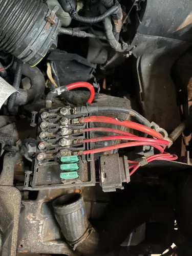 VW Beetle 9C Sicherungskasten Sicherungsdose Abdeckung Batterie Sicherung 5 (158098)