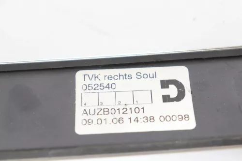 A3 8P Zierleiste für Türverkleidung Verkleidung Tür vorn rechts schwarz 2/3-Türe (158118)