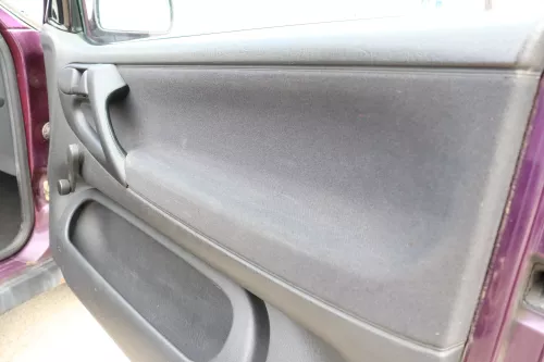 VW Polo 6N Türverkleidung Verkleidung Tür vorne rechts + links 2/3-Türer off-bla (158510)