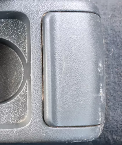 Skoda Fabia 6Y Aschenbecher hinten 6Y0863242  47H (158684)