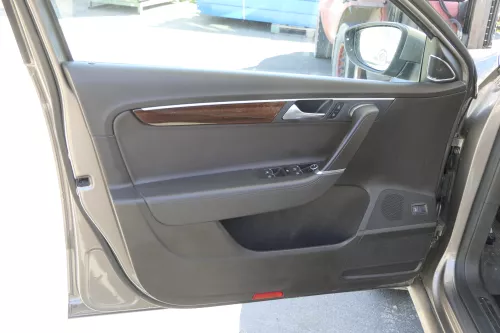 VW Passat 3C B7 Kombi 4x Türverkleidung Verkleidung Tür vorne hinten Leder braun (159213)