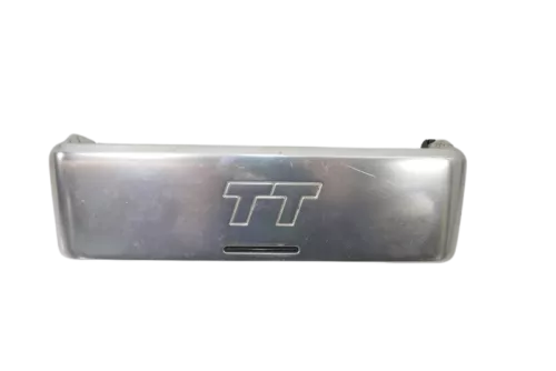 Audi TT 8N Blende für radio um MIttelkonsole Abdeckung Logo Zeichen Alu silber  (159579)