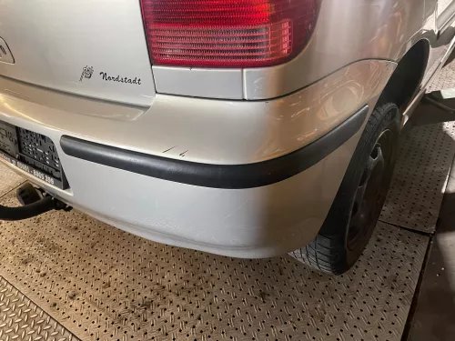 VW Polo 6N2 Stoßstange hinten Heckstoßstange Stoßfänger blau silber LB7Z (159698)