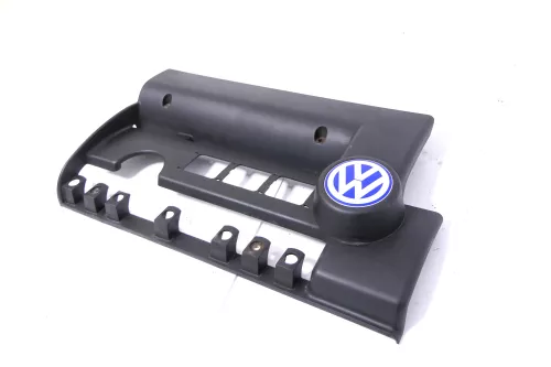 VW Bora Golf 4 Motorabdeckung 1,4 16V BCA 55kw 75PS Abdeckung Motor 036103925BN (159714)