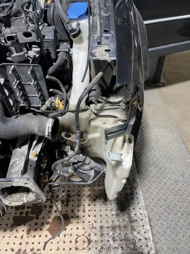VW Passat 3BG 3B Wischwasserbehälter Behälter Wischwasser 3B0955453AG SWR Pumpe (159895)