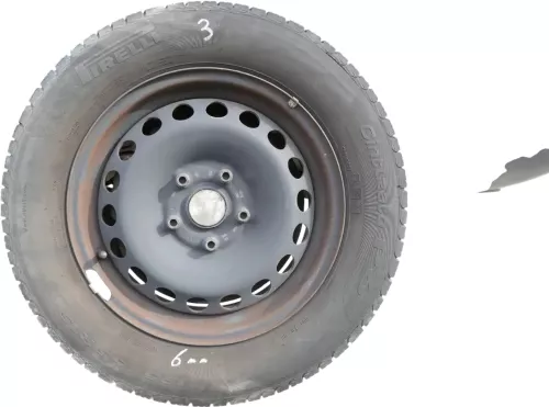 VW Golf 5 6 Touran Sommerreifen Reifen Felgen 195/65 R15 91V Caddy    5-6mm (160117)
